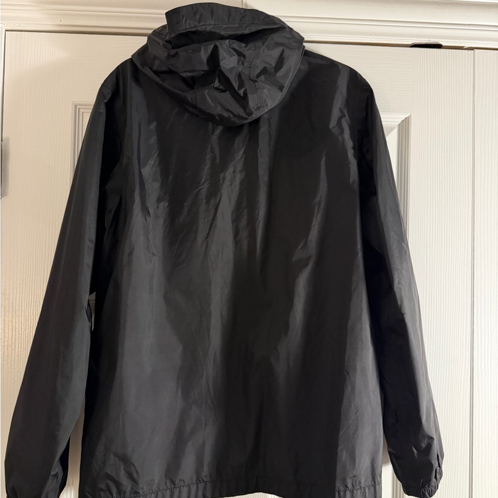 The North Face Black Venture 2 Hyvent Jacket - Picture 2 of 5